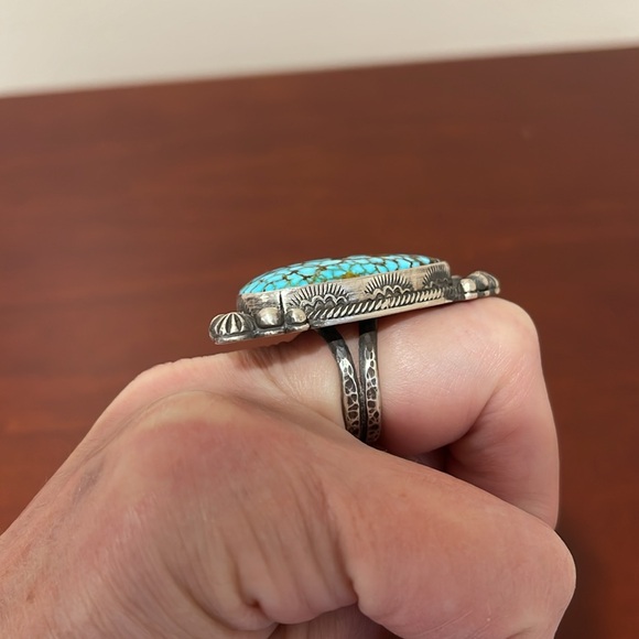 Stunning One of a Kind Sterling Silver and Turquoise Ring - Size 6 3/4 - Picture 3 of 8
